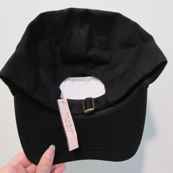 Victoria's Secret Sport, NWT, Black & White, Embroidered, Baseball Style Hat - Picture 6 of 10